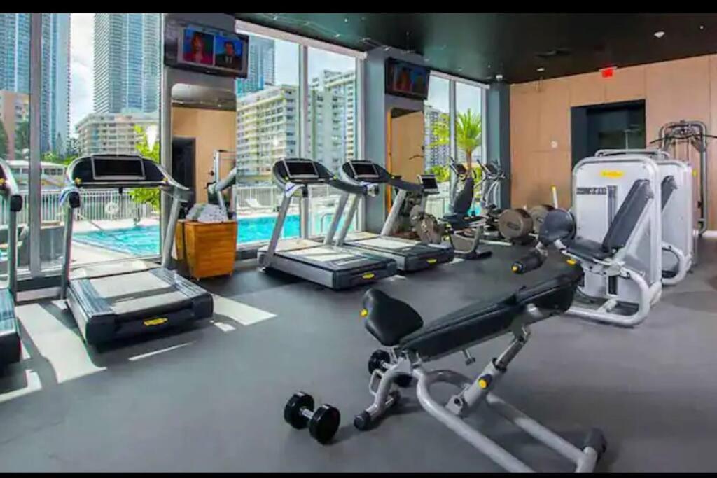 Ocean Views - Pool & Gym - Pet Friendly - Close To Beach Hallandale Beach Εξωτερικό φωτογραφία