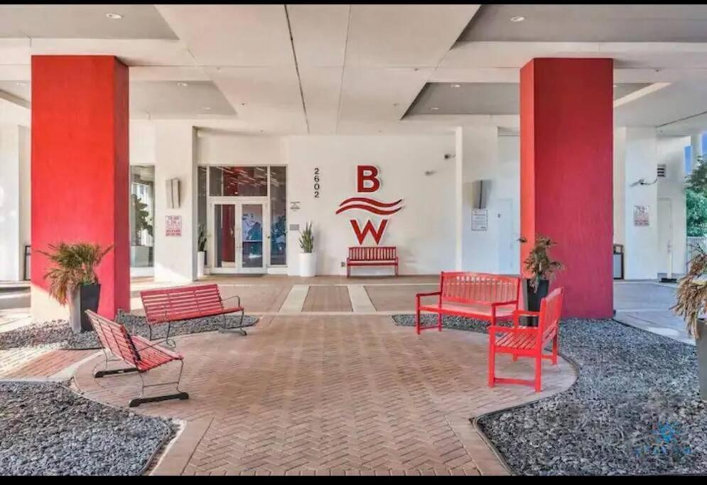 Ocean Views - Pool & Gym - Pet Friendly - Close To Beach Hallandale Beach Εξωτερικό φωτογραφία