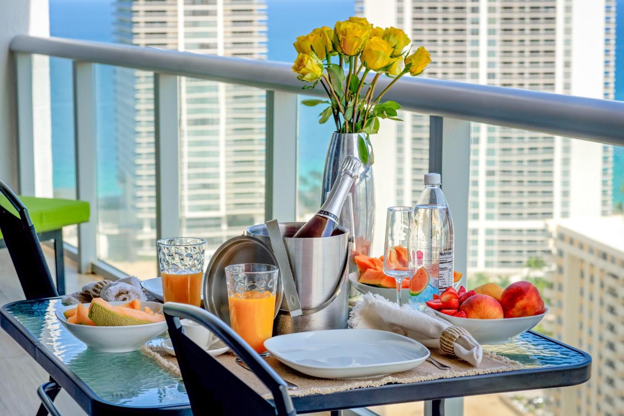 Ocean Views - Pool & Gym - Pet Friendly - Close To Beach Hallandale Beach Εξωτερικό φωτογραφία