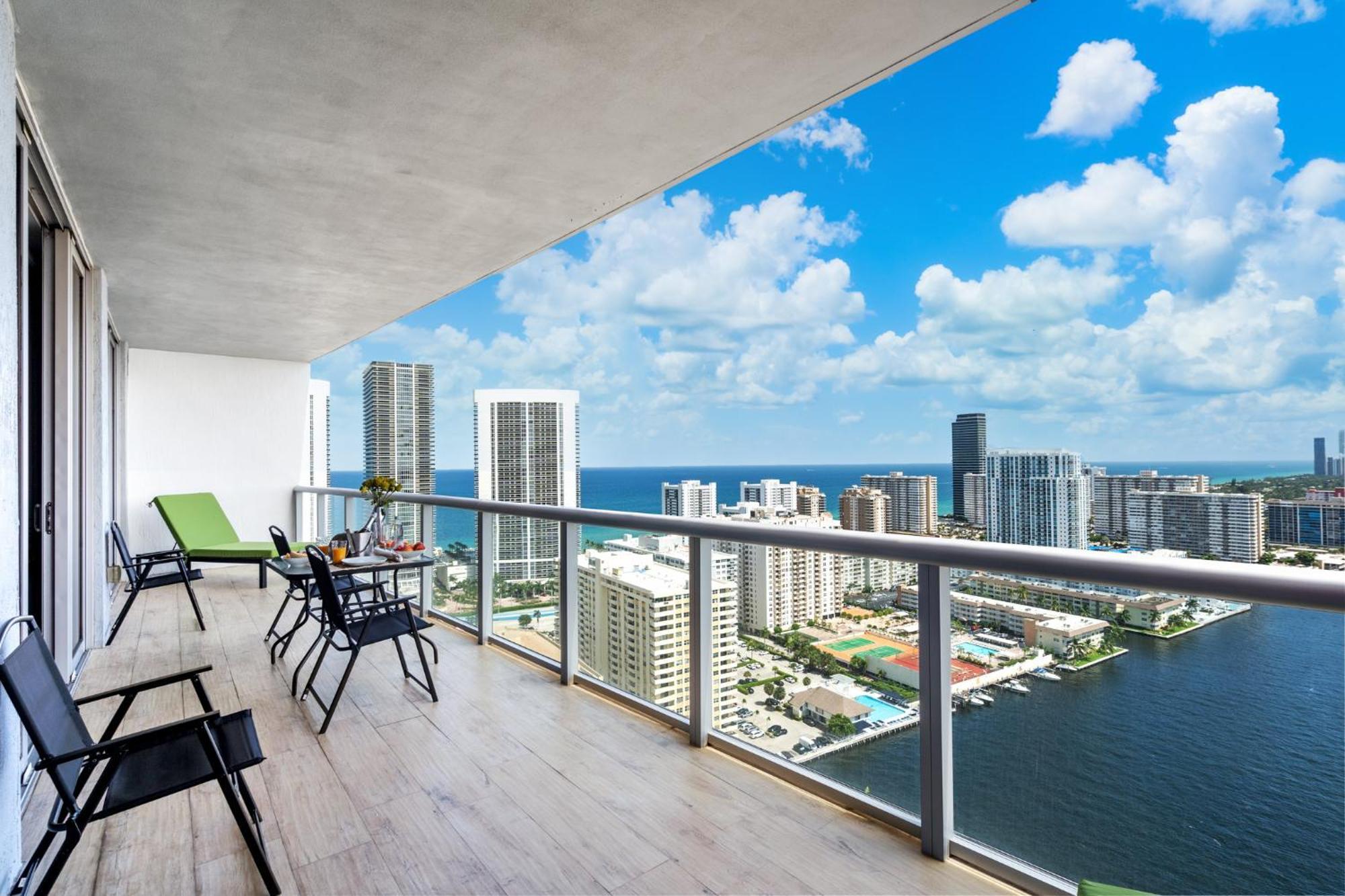 Ocean Views - Pool & Gym - Pet Friendly - Close To Beach Hallandale Beach Εξωτερικό φωτογραφία